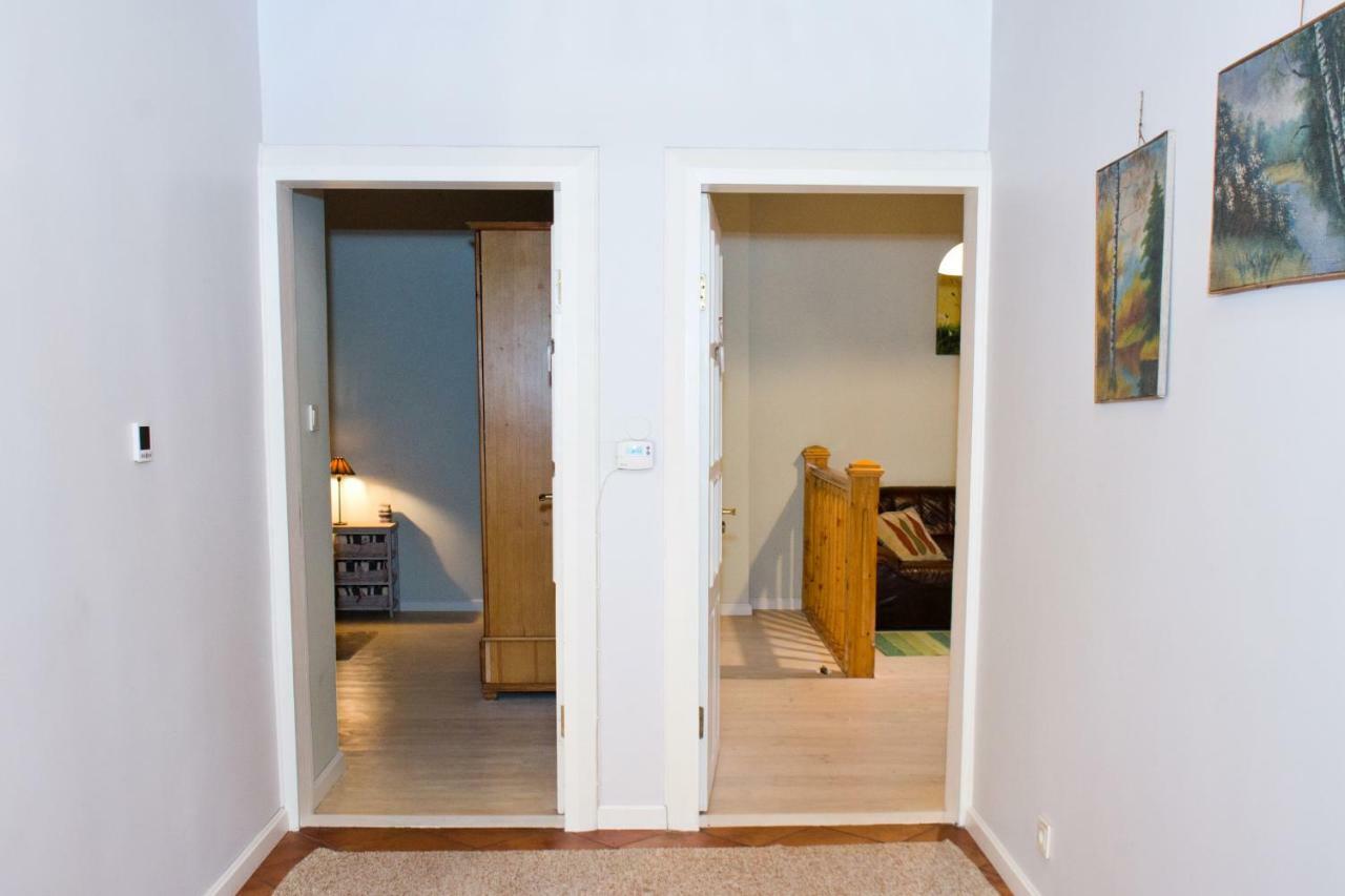 Spacious Klaipeda Apartment Ev ภายนอก รูปภาพ