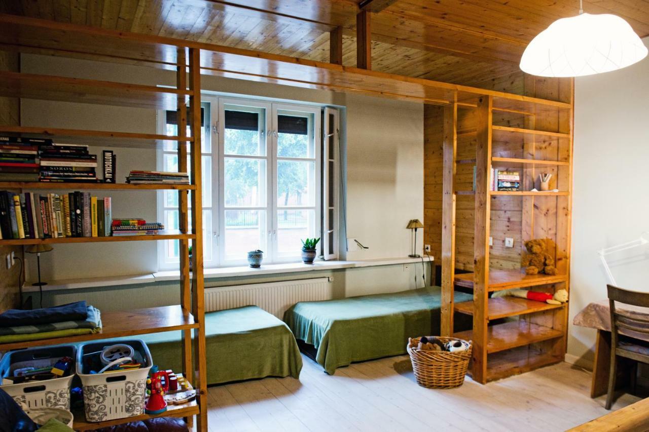 Spacious Klaipeda Apartment Ev ภายนอก รูปภาพ