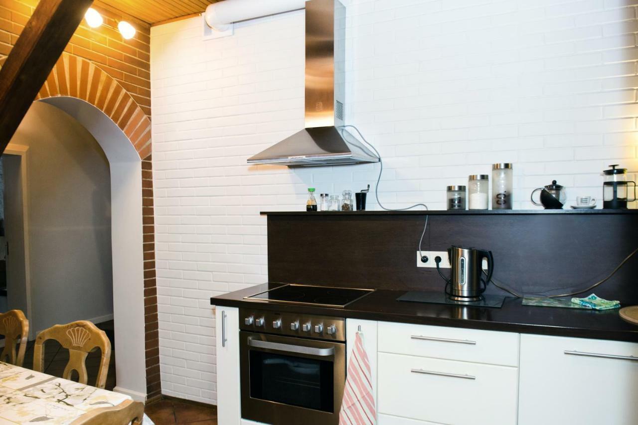Spacious Klaipeda Apartment Ev ภายนอก รูปภาพ